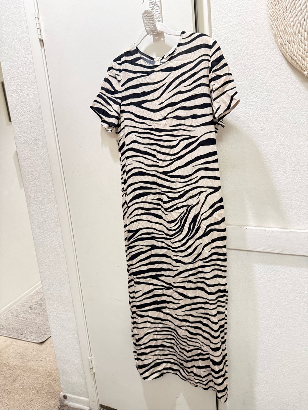 Women's Zebra-Print Short Sleeve Midi Dress - Black & Cream medium